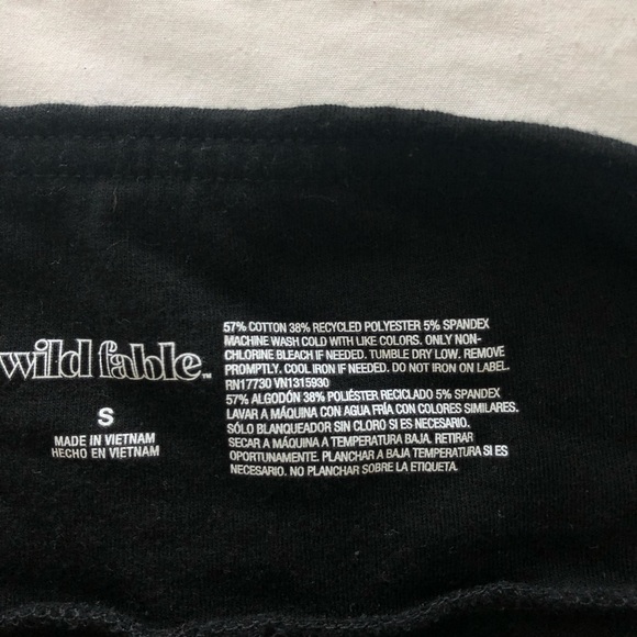 EUC Wild Fable High Waisted Black Leggings - Picture 8 of 12